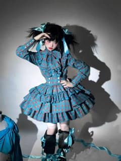 即納」CATCOCOONクラシカルドール 長袖 セットアップ 青チェック