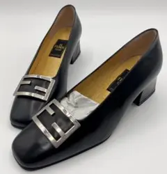 2026年最新】フェンディ パンプスの人気アイテム - メルカリ