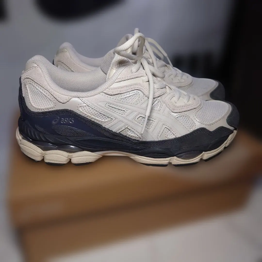 2026年最新】Asics GEL nyc smoke grayの人気アイテム - メルカリ