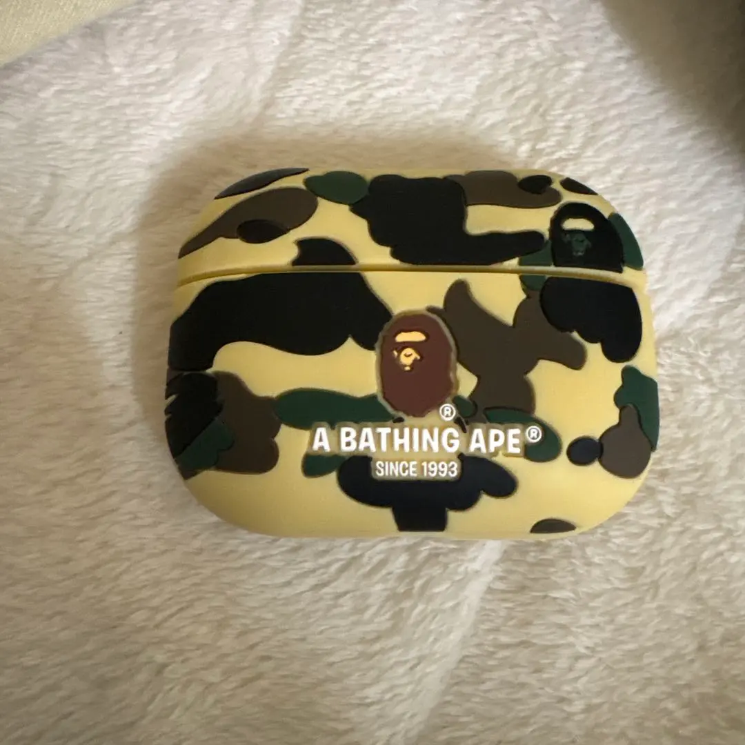 2026年最新】airpods case bapeの人気アイテム - メルカリ