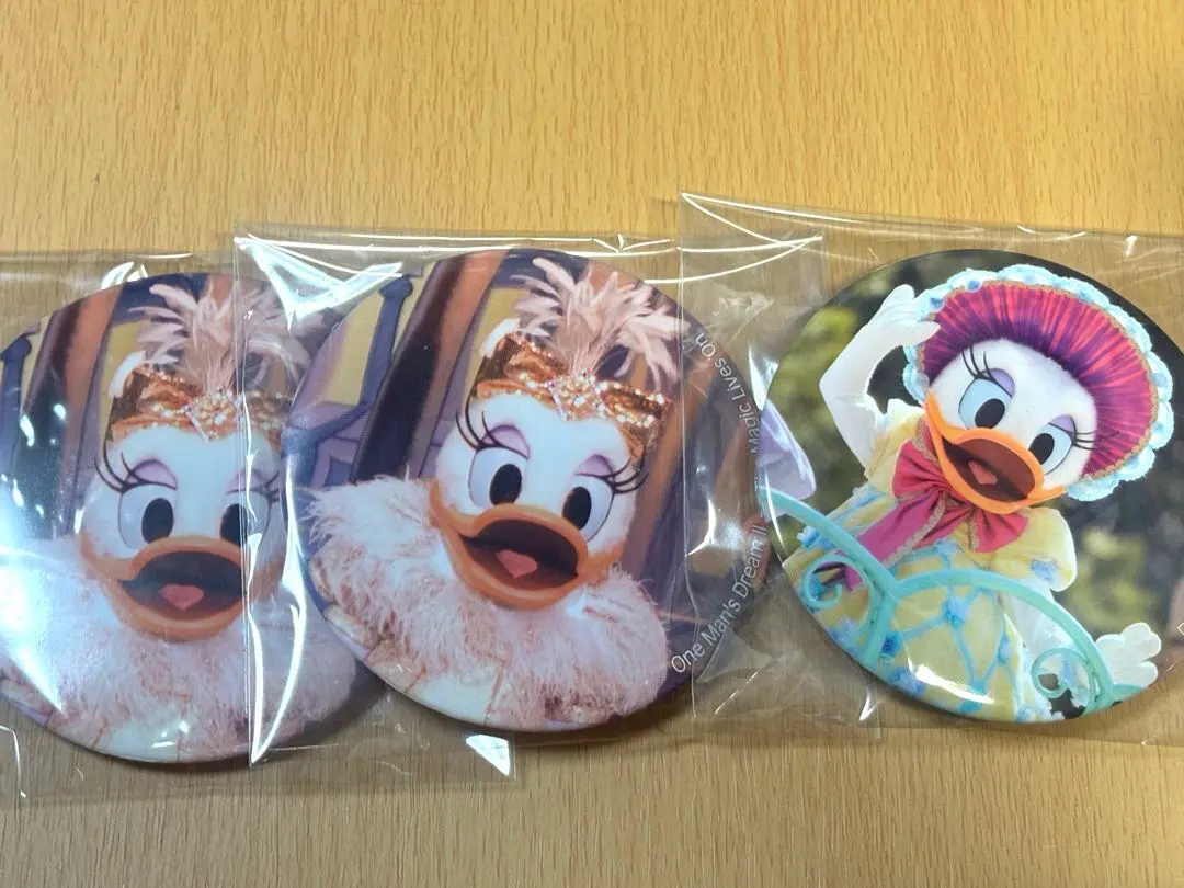 2026年最新】アンコールザモーメンツ展 缶バッジの人気アイテム - メルカリ