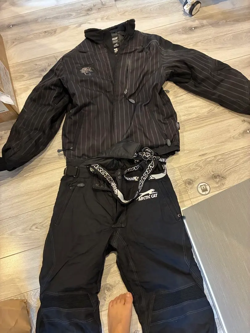 2026年最新】スノーモービル catの人気アイテム - メルカリ