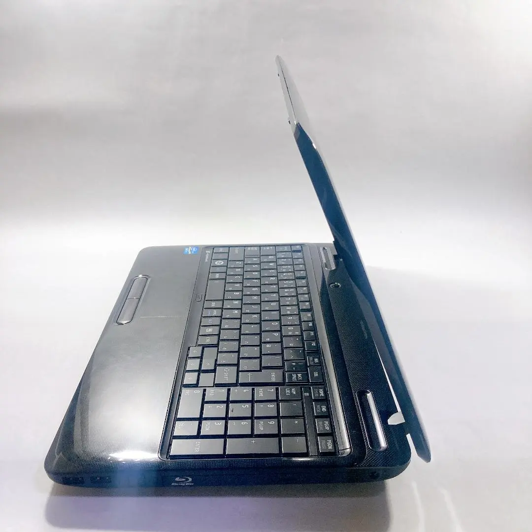 w114✨Core i7 16GB 舒適/ 爆速SSD512GB✨筆記型電腦‐ Mercari 日本