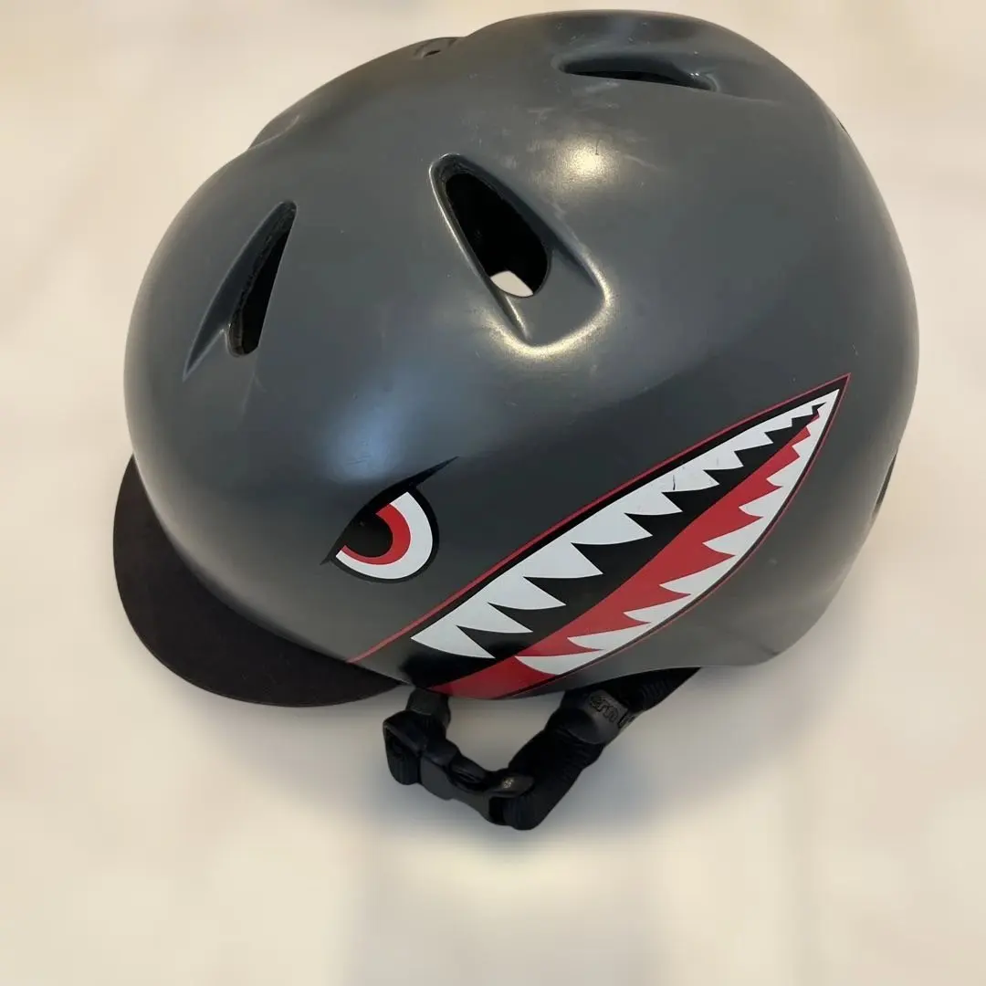 2026年最新】bern ヘルメット サメの人気アイテム - メルカリ