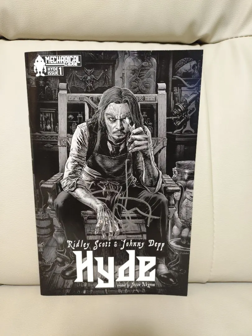 2026年最新】直筆サイン hydeの人気アイテム - メルカリ