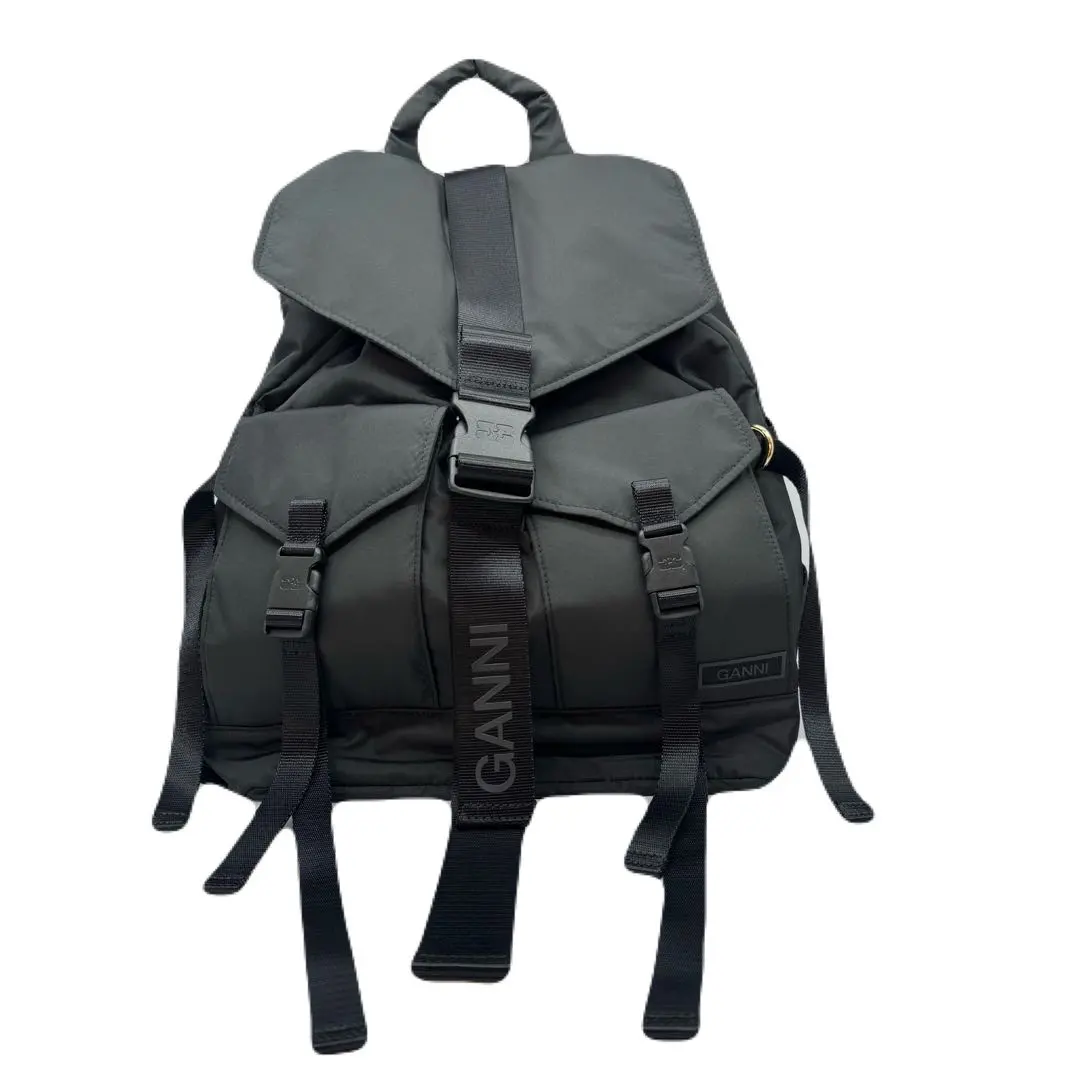 GANNI(ガニー)ほぼ新品！新作黒リュック
