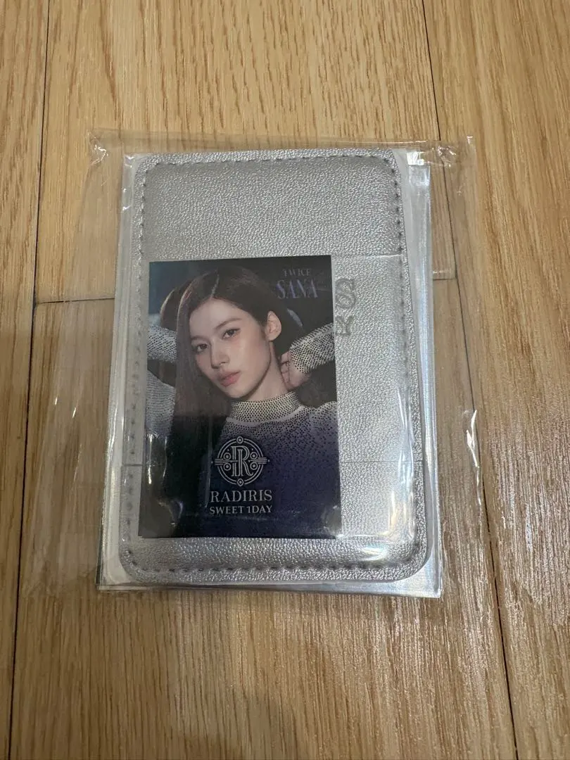 2026年最新】twice sana 直筆サインの人気アイテム - メルカリ