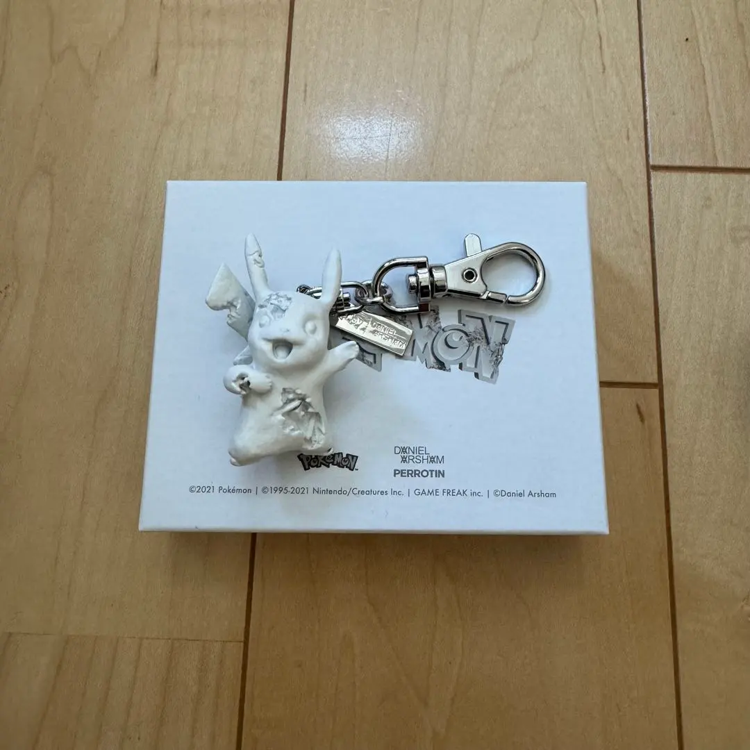 2026年最新】ダニエルアーシャム キーホルダーの人気アイテム - メルカリ