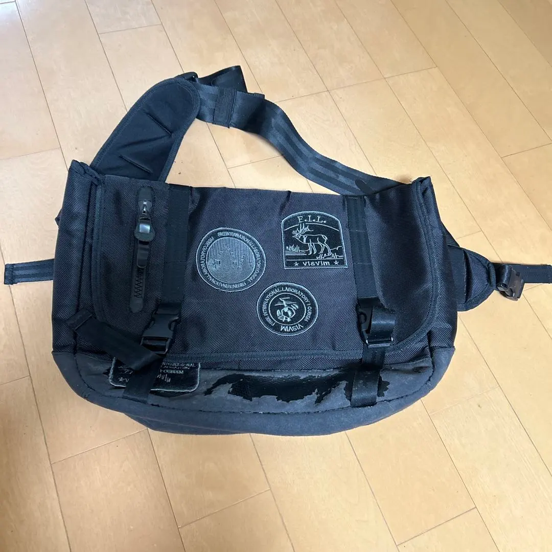2026年最新】メッセンジャーバッグ visvimの人気アイテム - メルカリ