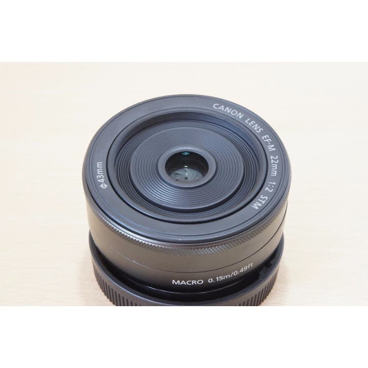 単焦点 パンケーキ Canon EF-M 22mm F2 STM