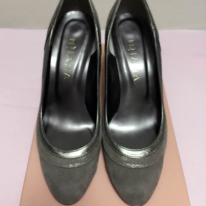みう値下げ★未使用品★DIANA★ダイアナ★スエードパンプス★グレー ダイアナ DIANA フラットパンプス （グレースエード） - ファッション