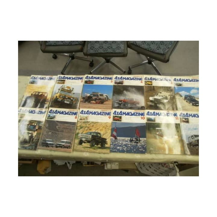 ４×４ＭＡＧＡＡＺＩＮＥ1985年1月～1２月　1２冊セット Project Genius: Christmas Countdown Book - 12 Puzzles Before