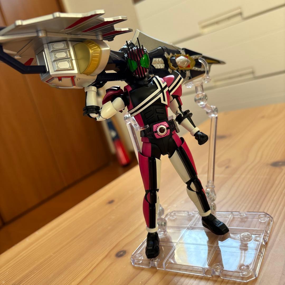 真骨彫製法 仮面ライダーディケイド ネオディケイドライバーver. 右腕
