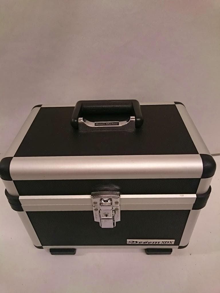 Besem ベセムSDX 超音波 美容器 低周波 中周波　キャビテーション