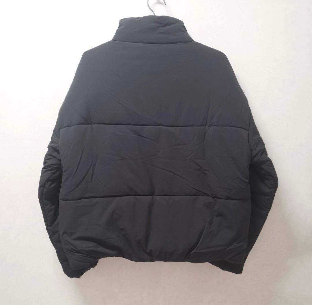 Alo Yoga ストレッチウーブン ストリート パファー L - メルカリ