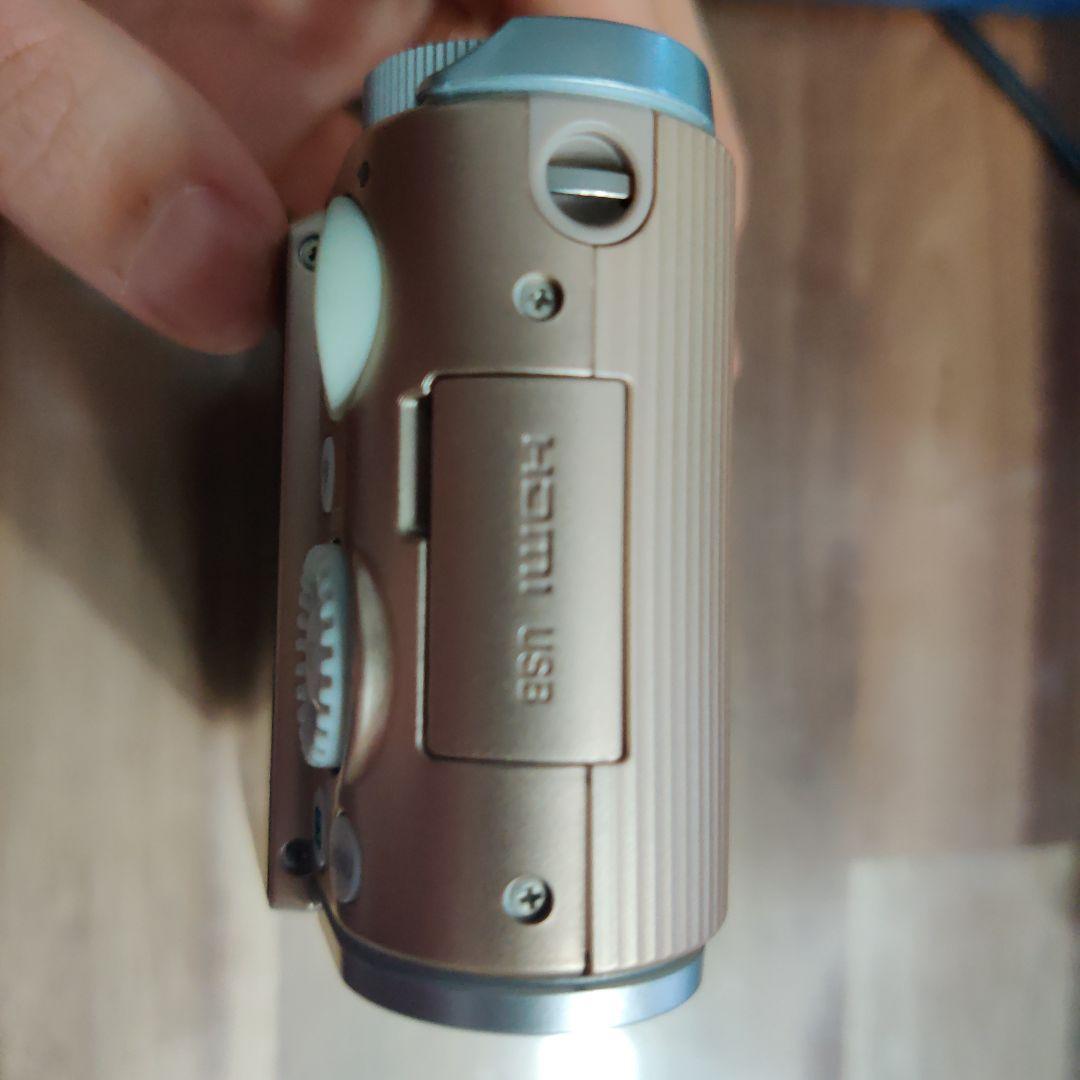 CASIO 　ZR1800　EXILIM コンパクトデジタルカメラ