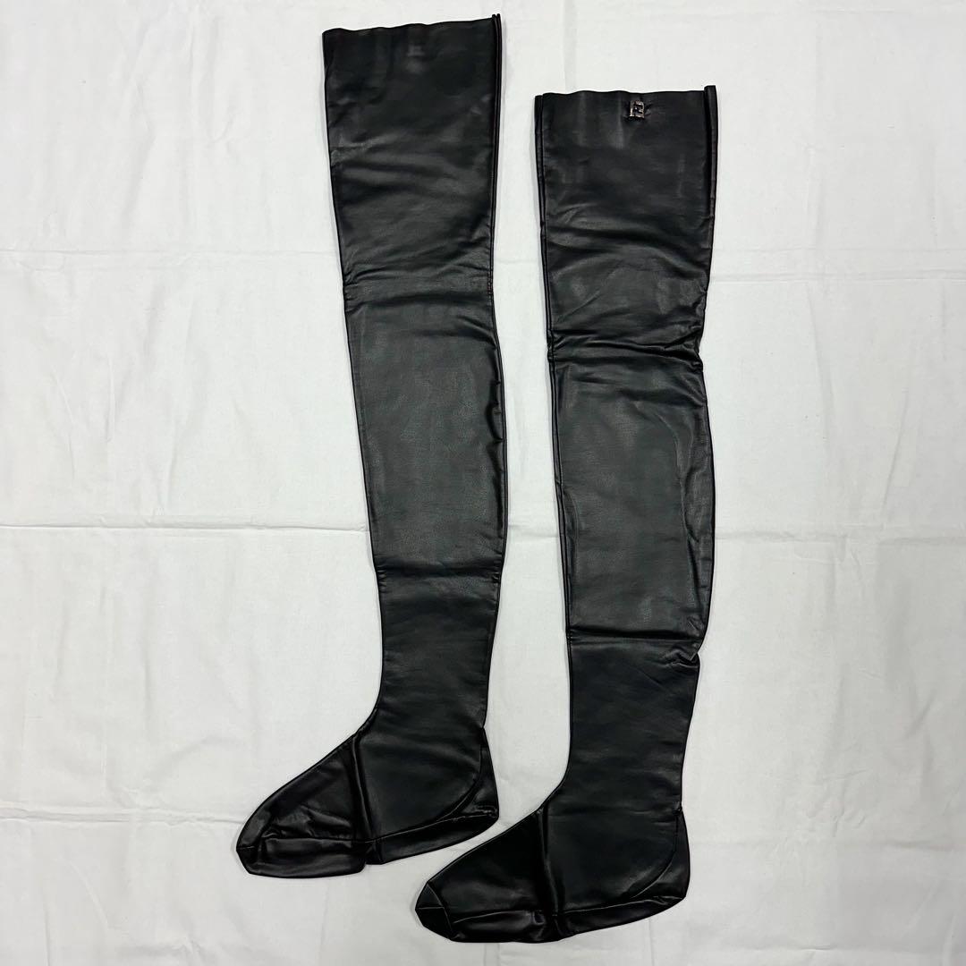 未使用フェンディナッパレザーロングソックスM - メルカリ