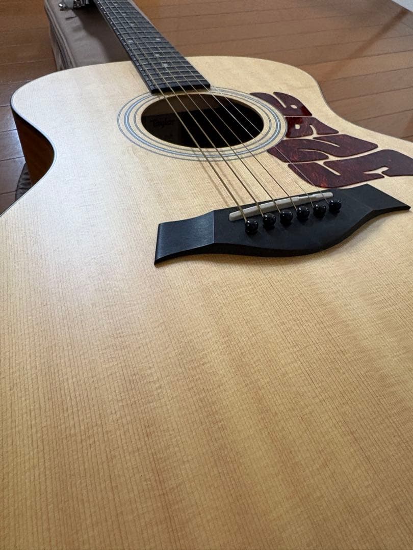 Taylor テイラー アコースティックギター エレアコ コブクロ 小渕