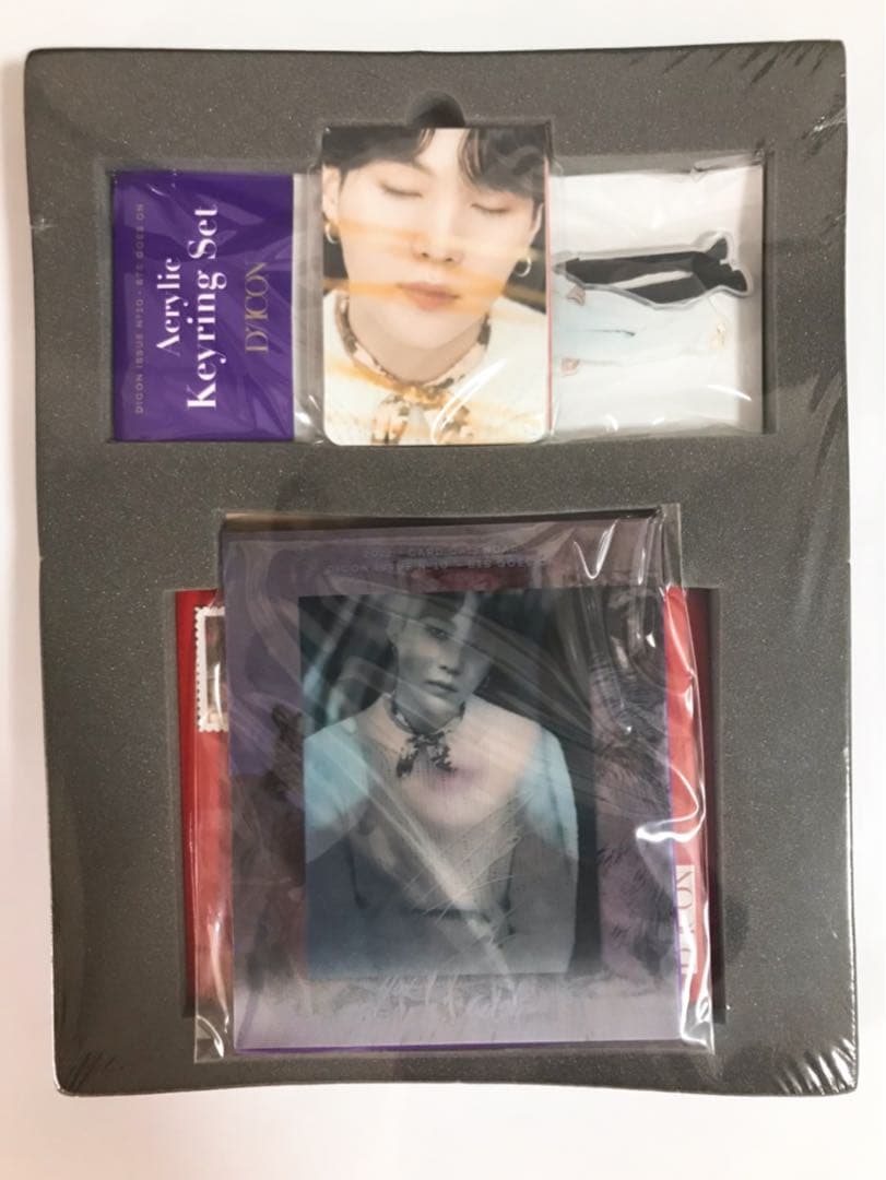 ☆新品未開封☆BTS Dicon 写真集 ユンギ シュガ 和訳付き！