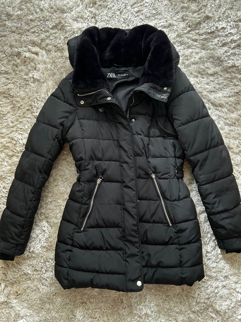 ZARA モコモコダウン フェイクファー フード付きウォーター＆ウインドプロテクション (ZARA