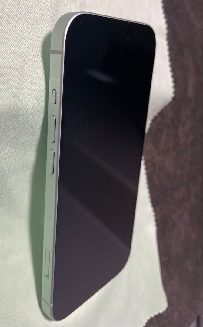 Apple iPhone 15 128GB グリーン 本体