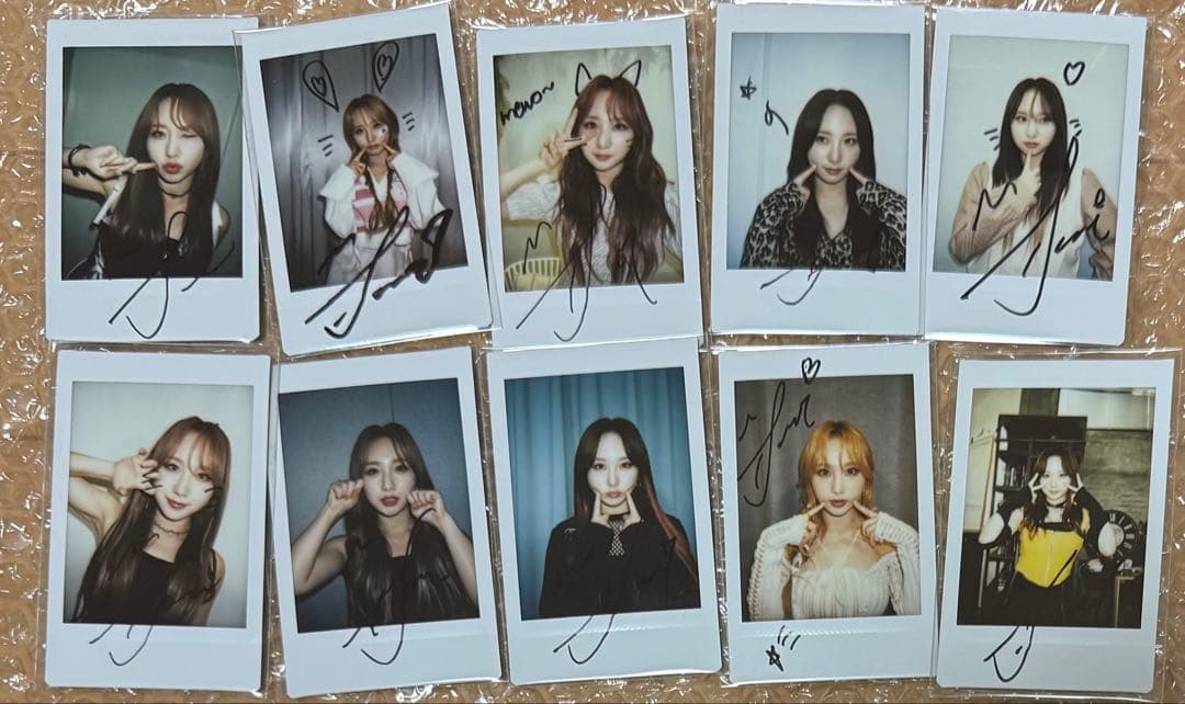 Rocket Punch ジュリ サイン入りチェキ - メルカリ