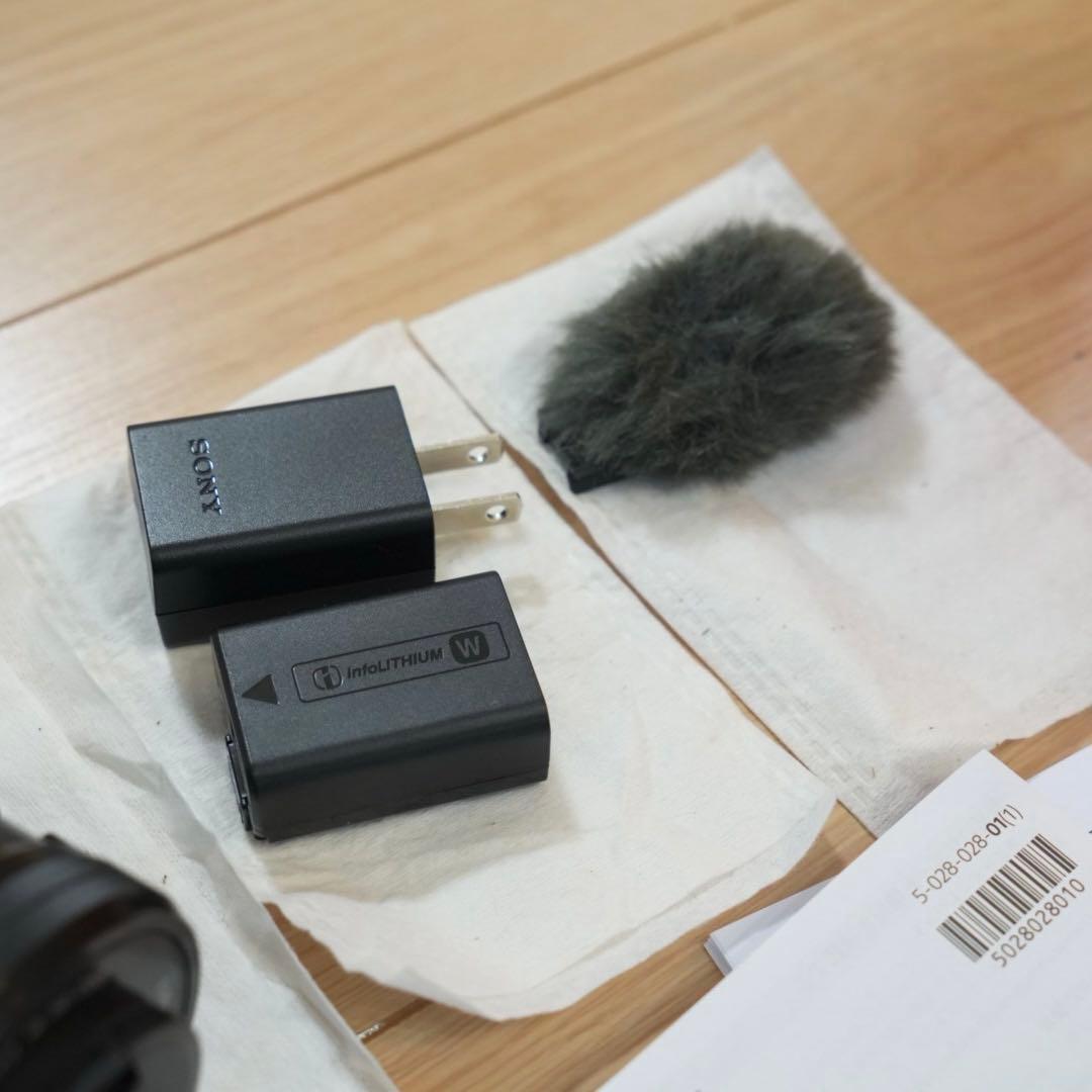 SONYレンズ交換式デジタルカメラ ZV-E10 ミラーレス一眼レフ