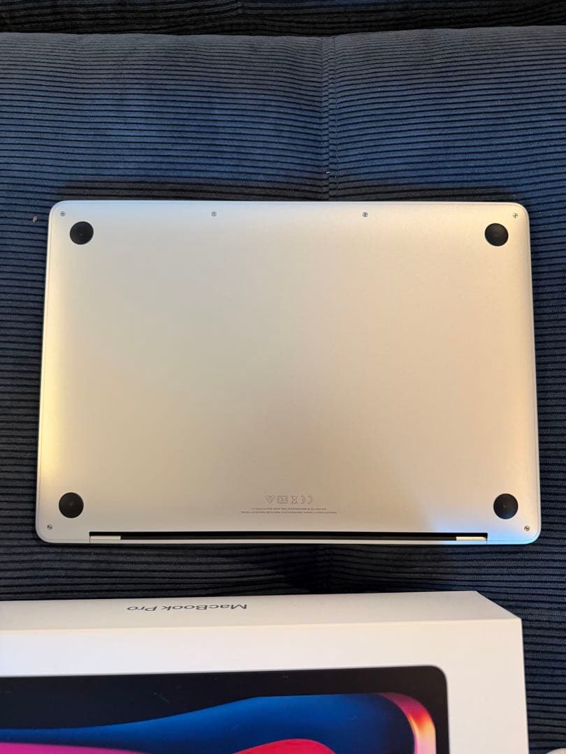MacBook Pro 13インチ　M2 メモリ8GB 512GB SSD