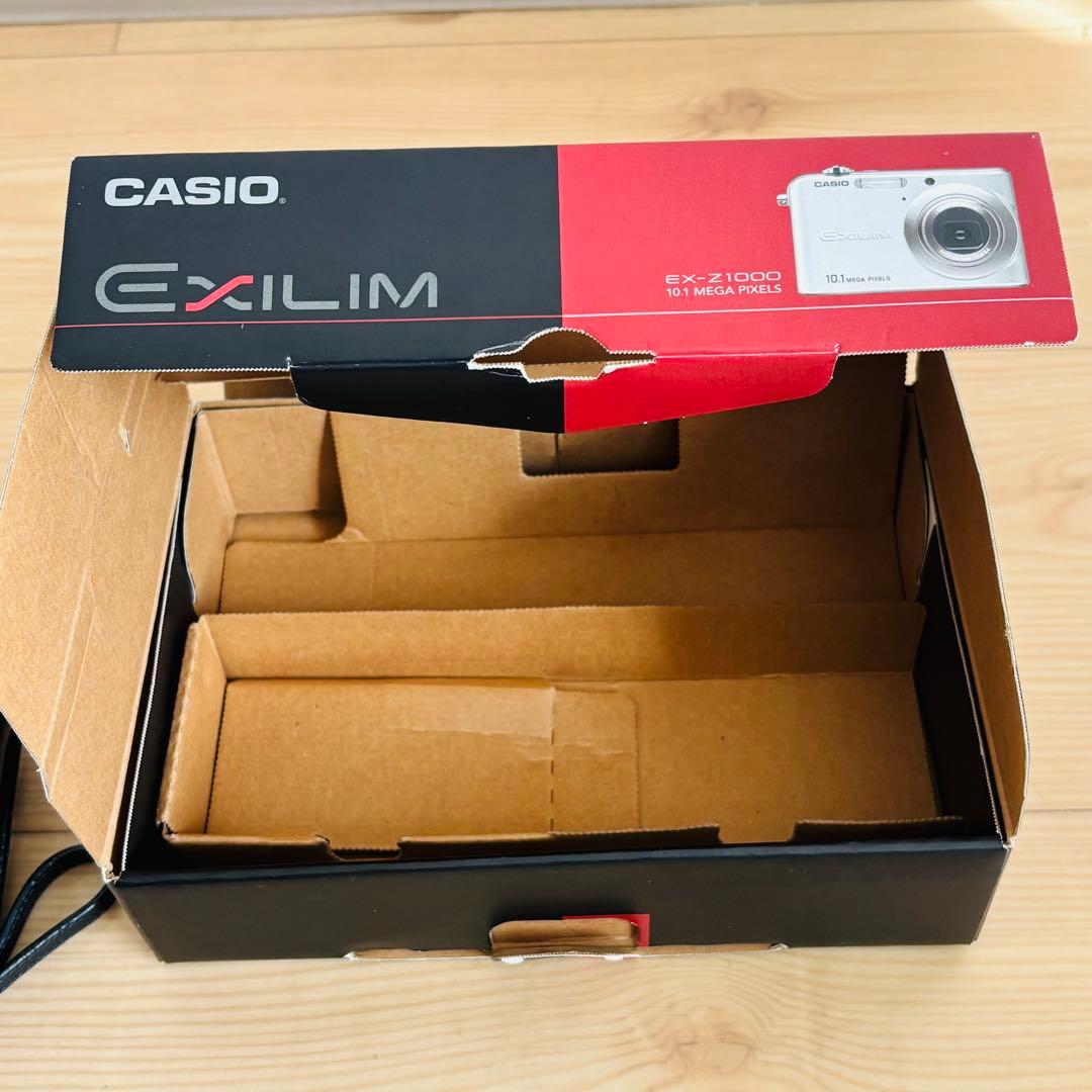 美品　CASIO EXILIM EX-Z1000 コンデジ　デジカメ　カシオ