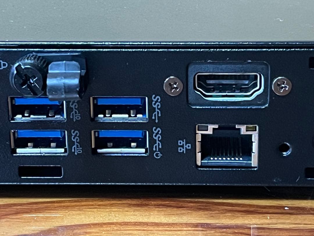 ミニPC DELL OptiPlex 7070 Micro Core i5 9500T