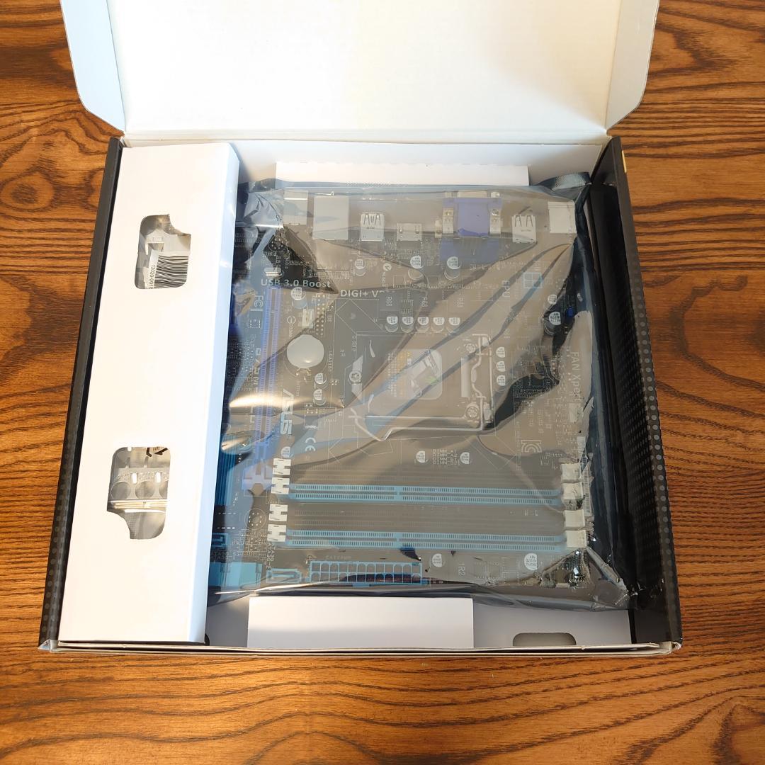 【未使用品】ASUS B75M-PLUS マザーボード