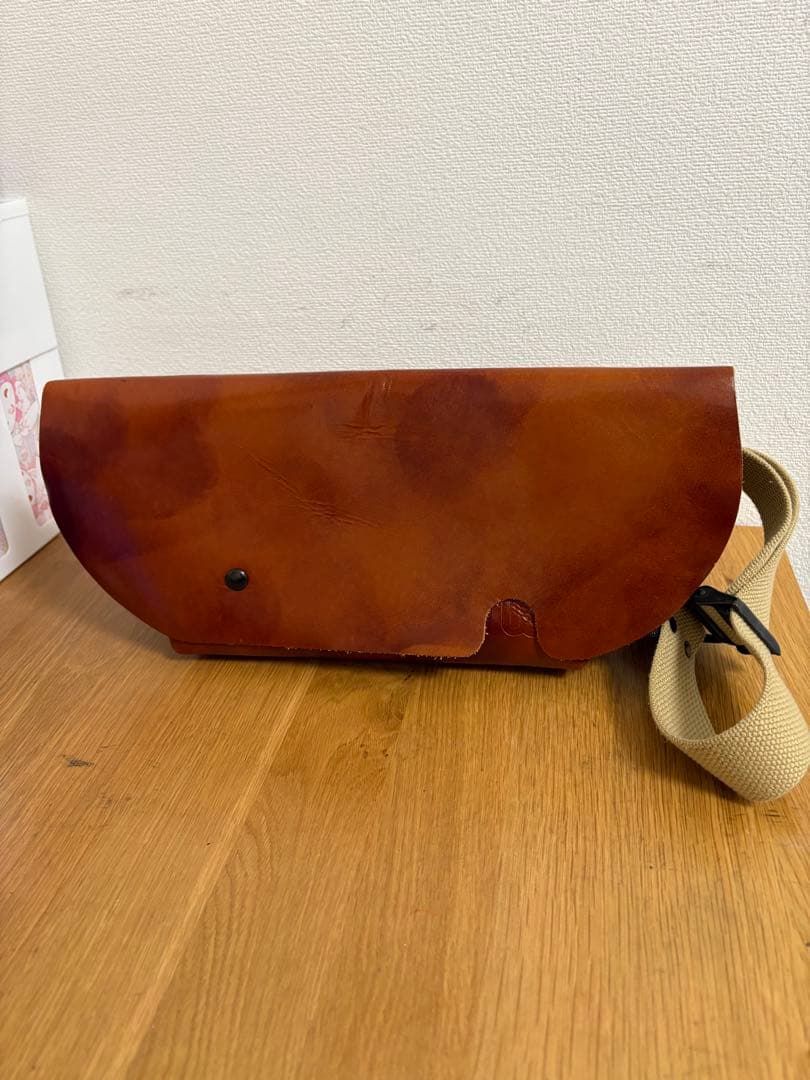 Uni＆co ユニアンドコー　メッセンジャーバック　キャメル　XS 楽天市場】【中古】 Uni&co. ユニアンドコー メッセンジャーバッグ