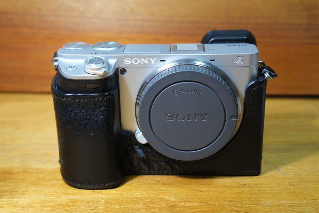 Mabu　SONY ILCE-6400(S) 純正チャージャー、電池x2