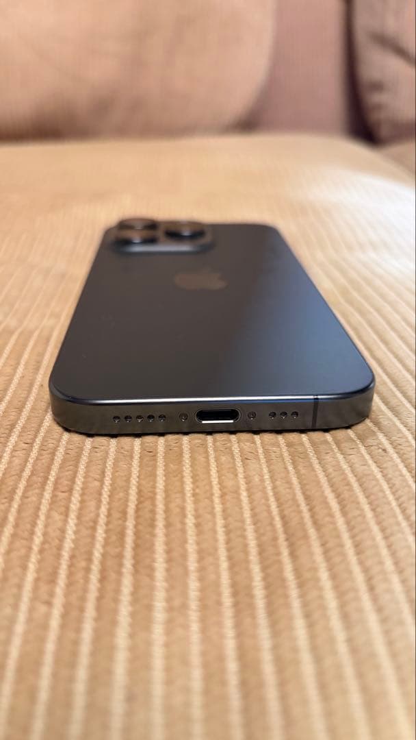 大特価で、お譲りします iPhone 15 Pro 256GB SIMフリー