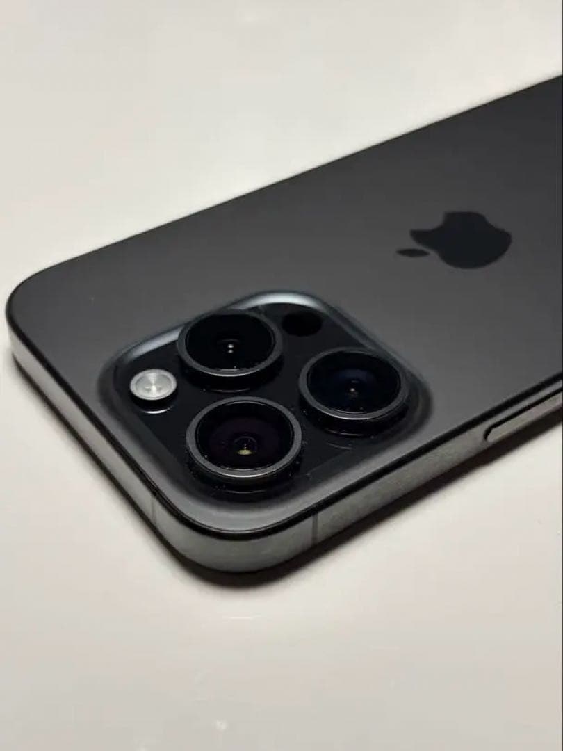 大特価で、お譲りします iPhone 15 Pro 256GB SIMフリー