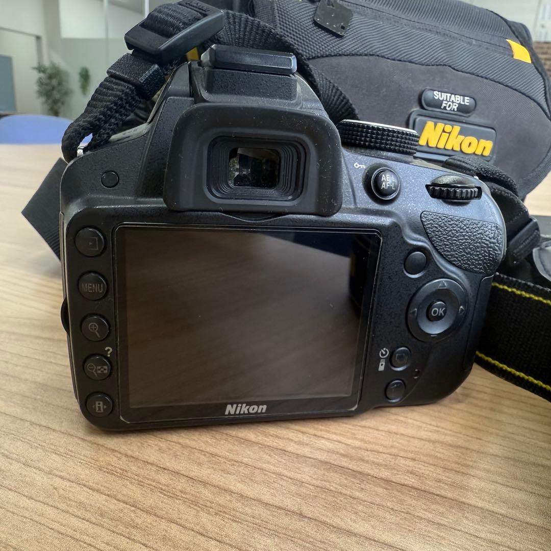 最安値　Nikon D3200 ケース　レンズ付き　スターターセット