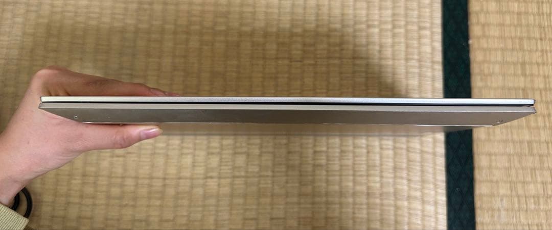 Hp Envy. Core i5-8250u. メモリ 8gb. ジャンク.