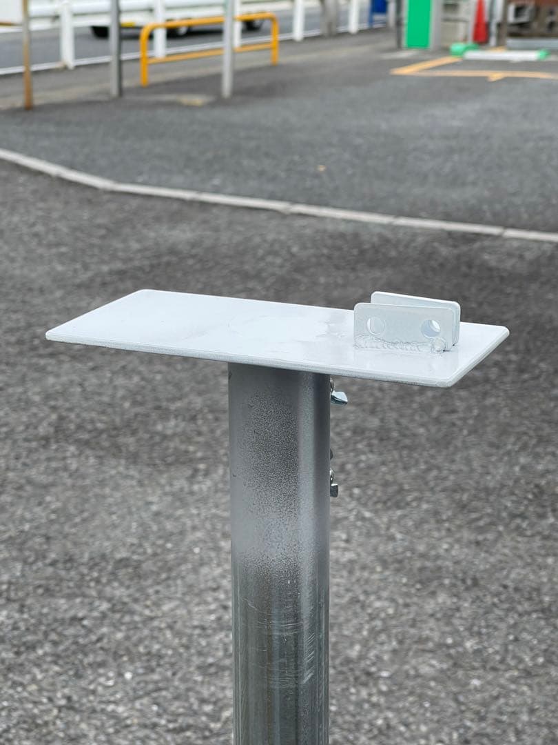 記念撮影スマホスタンド　スマホを載せるだけで角度調整可能