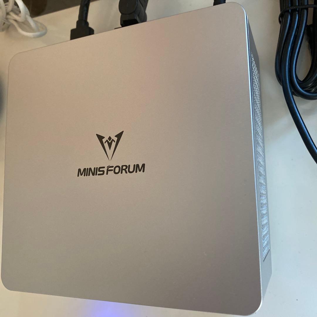 g*i様 MINISFORUM UM750L Slim ミニPC ほぼ未使用品