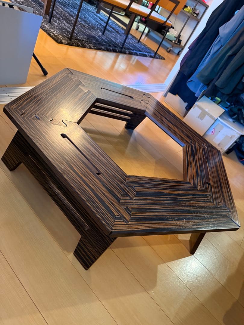 The arth ヘキサテーブル 黒しま次郎 六角テーブル - メルカリ