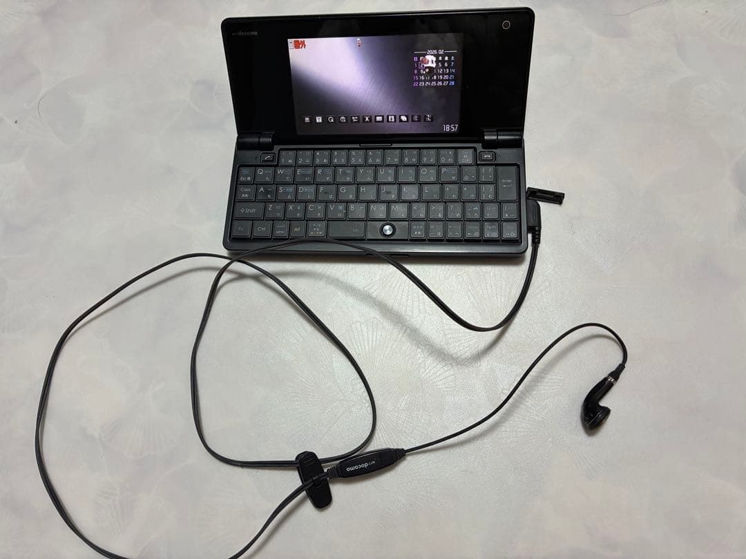 N08Bドコモフルキーボードガラケー美品完動品