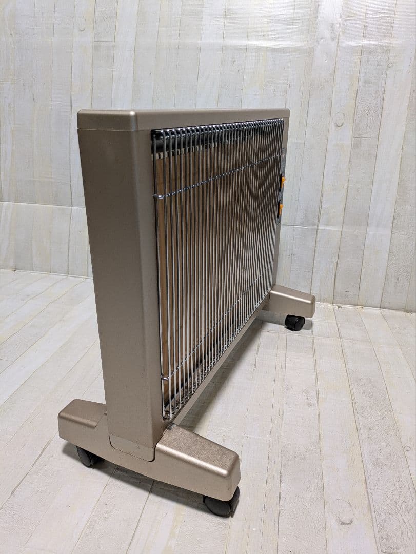 遠赤外線暖房器 　サンルミエ キュート 　E800LS