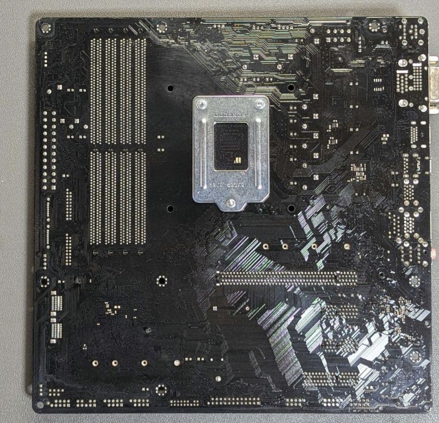 H270M Pro4 マザーボード + i7-7700K + 水冷クーラー