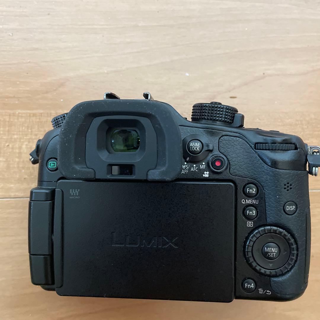 LUMIX GH4 デジタル一眼レフカメラ