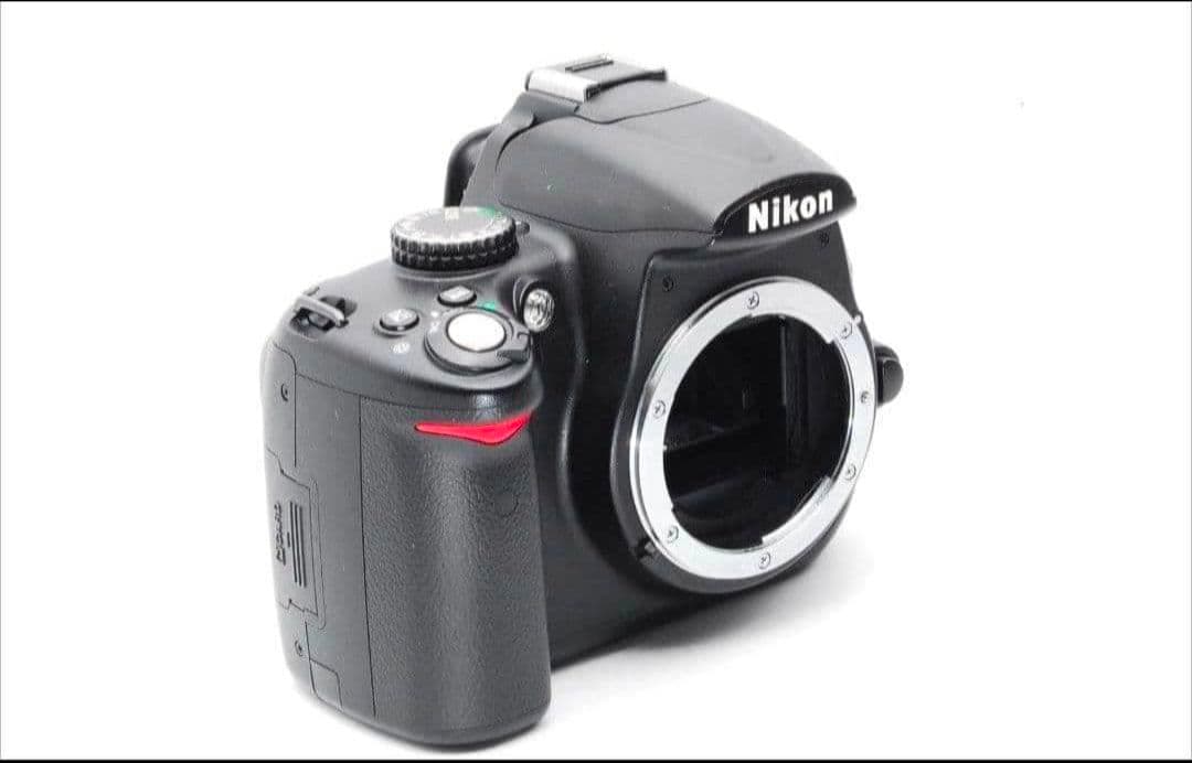 ⭐NIKON　D5000⭐ショット数少⭐大人気