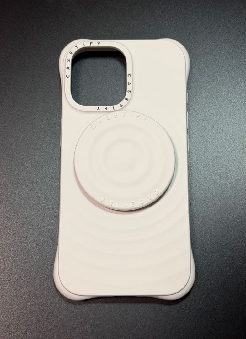 CASETiFY iPhone17 ウェーブシリコンケース ホワイト - メルカリ