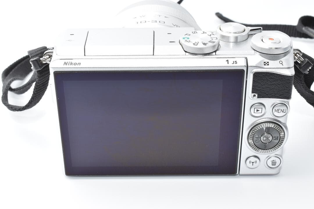 ニコン Nikon 1 J5 シルバー 10-30mmレンズキット