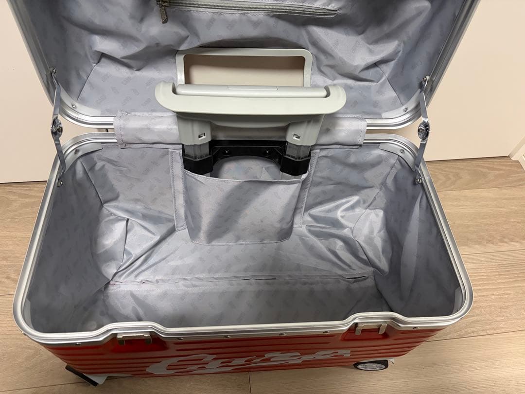 広島東洋カープ Carp 赤 パイロットケース - メルカリ