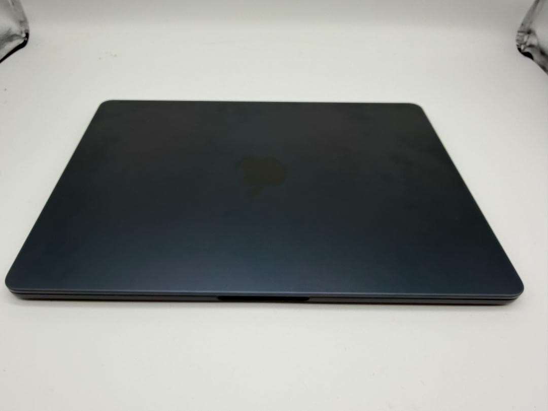 MacBook Air 13インチ M2 24GB 1TB A2681