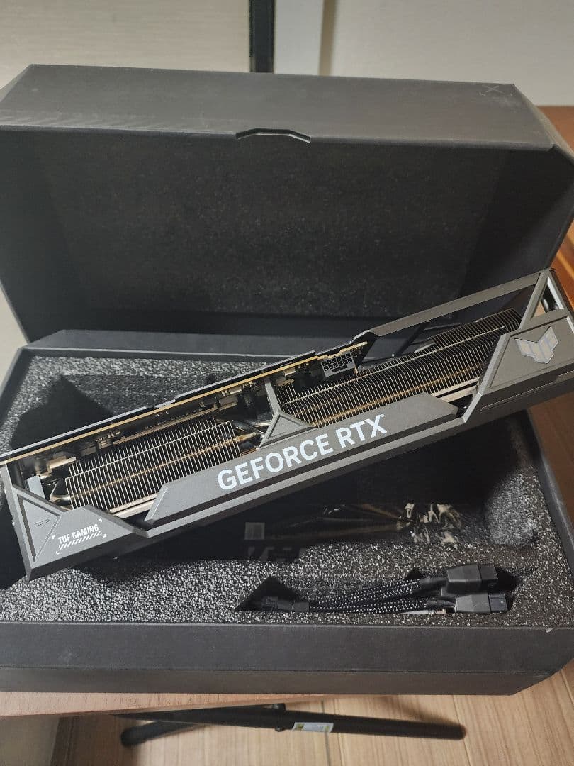 グラフィックボード・グラボ・ビデオカード ASUS TUF Gaming GeForce RTX 4080 OC